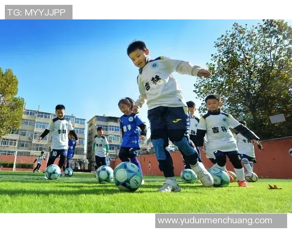 可爱女足球明星名字汇总让你认识更多闪耀绿茵场的女孩们