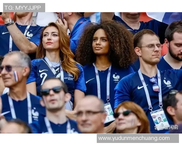 绯闻女友与足球明星的情感纠葛揭晓真相与背后故事